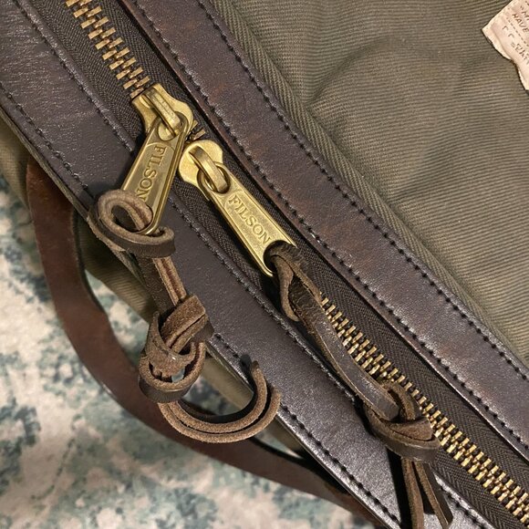 FILSON ORIGINAL BRIEFCASE GREEN WITH STRAP Classic Heritage style PREOWNED - Picture 15 of 16